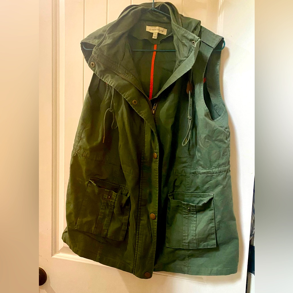 Eeuc 41 Hawthorne Boutique Brand Hooded Vest
